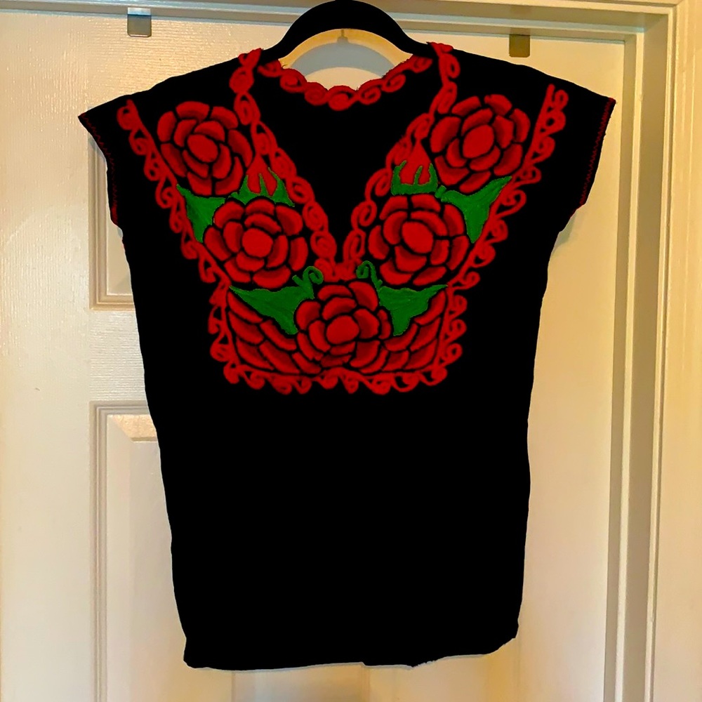 Beautiful Top - Mexican Made with Pride!